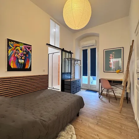 A Casa Grandval - * Ajaccio (Corsica)