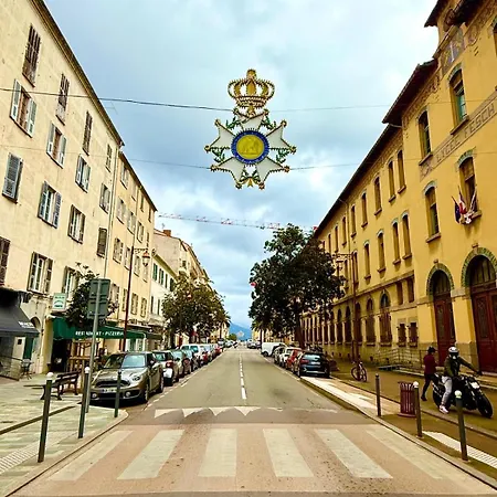 A Casa Grandval - * Ajaccio (Corsica)